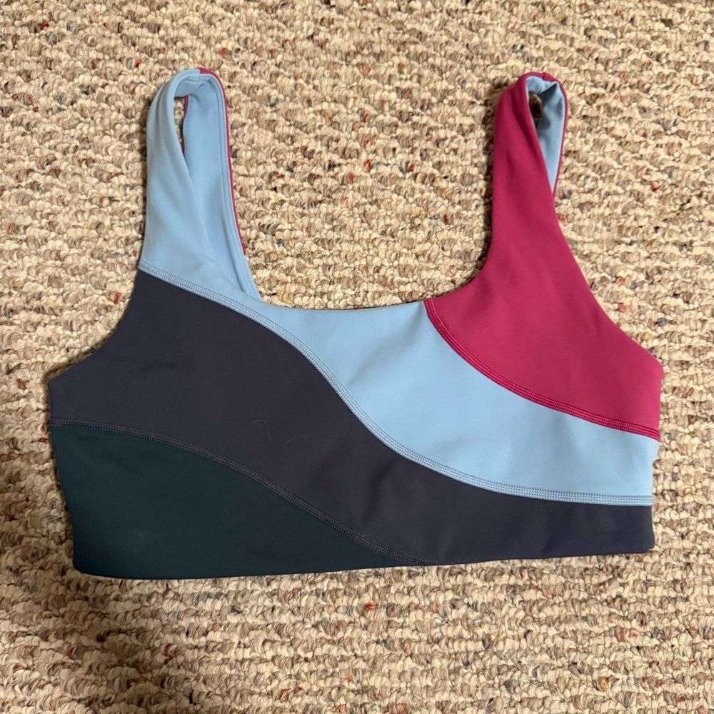 L*Space New Heights Sports Bra Top- Size Large - Picture 4 of 10